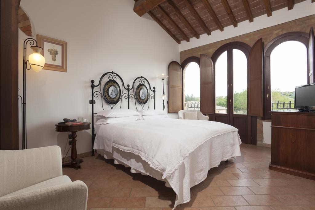 Agriturismo La Collina Пиенца Экстерьер фото