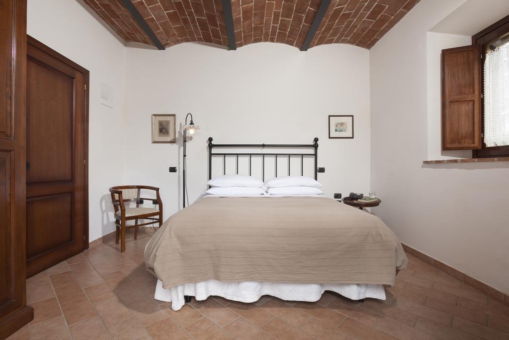 Agriturismo La Collina Пиенца Экстерьер фото
